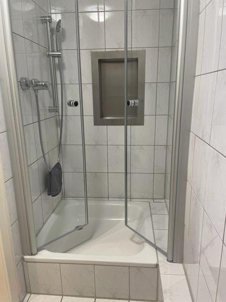 Ferienhaus Am Fallertor Alken Bagian luar foto